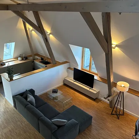 Grosses Fuer Business, Family & Friends