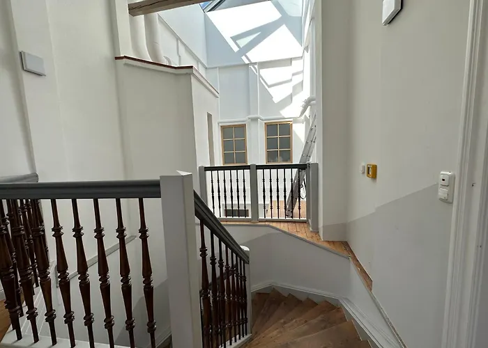 Grosses Fuer Business, Family & Friends